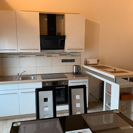 Apartman Jana Kunovice Exterior foto